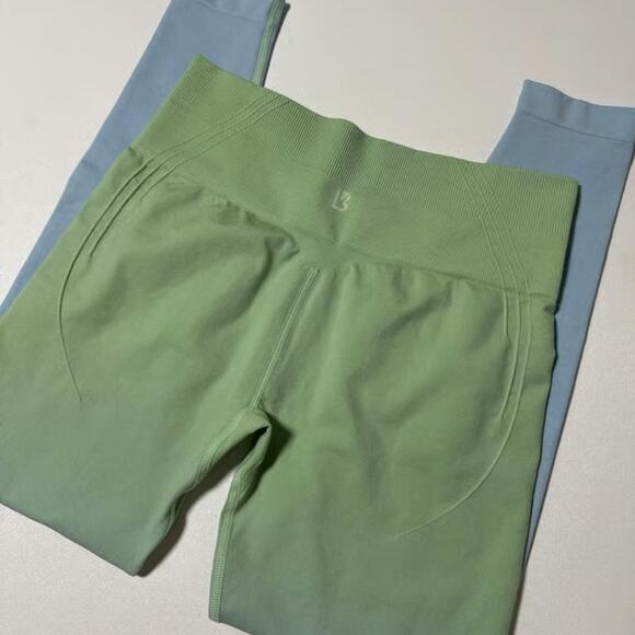 Buffbunny Collection Form Seamless Leggings - Picture 2 of 6